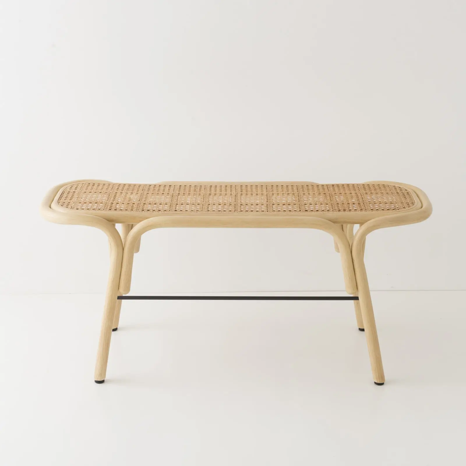 the rattan traverse bench